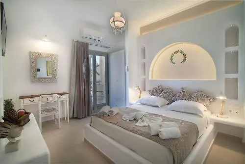 Summer Dream Kamari (Santorini)