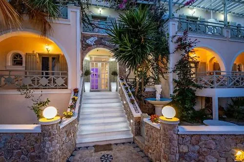 Summer Dream 3* Kamari (Santorini)